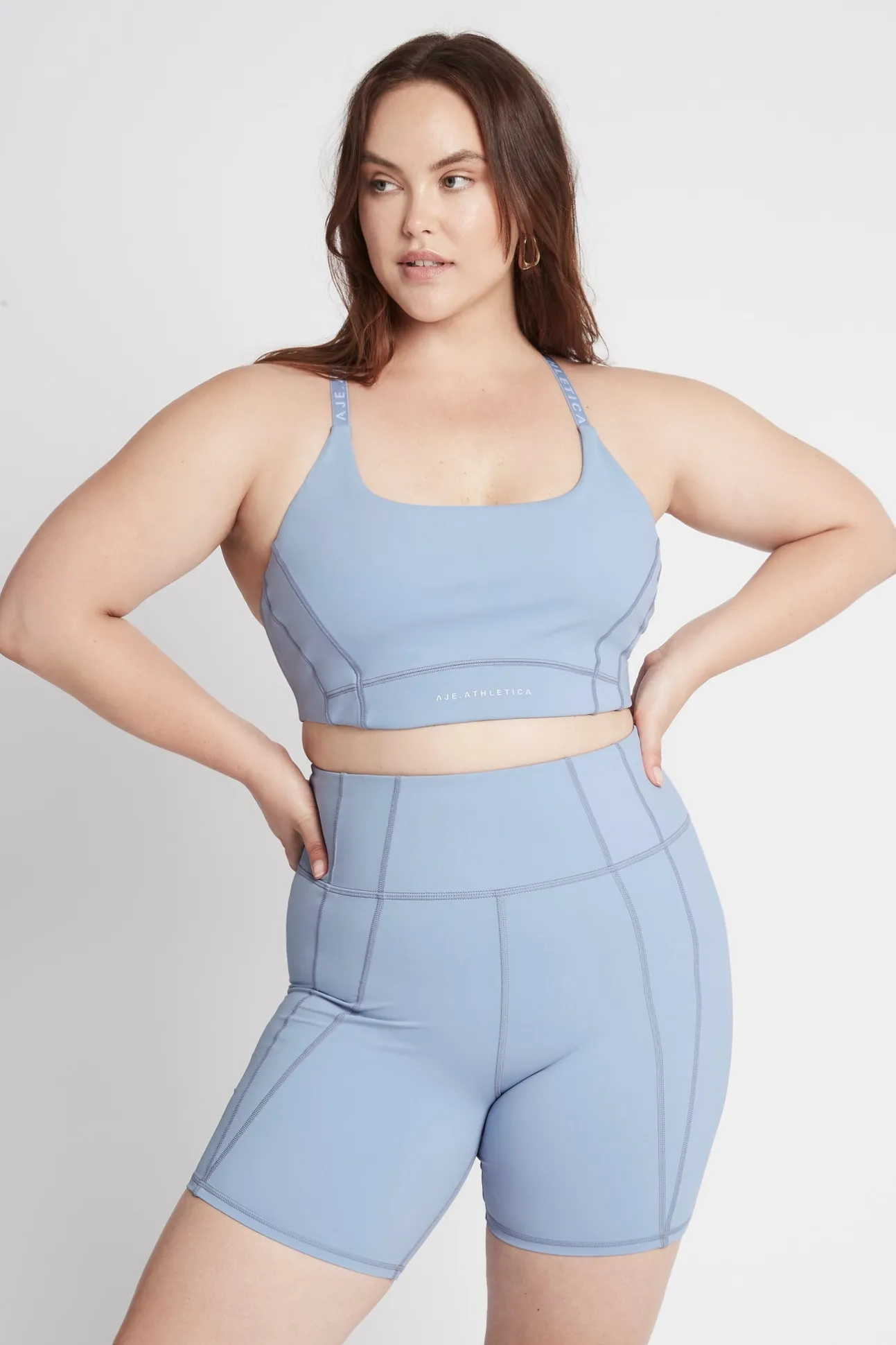 adjustable_logotape_high__11.webp Adjustable Logotape High Impact Sports Bra 318