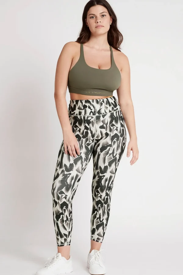 Adjustable Strap Ribbed Cross Back Sports Bra 322