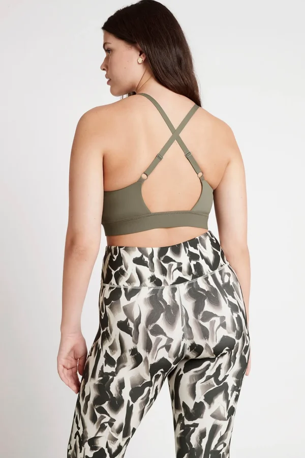 Adjustable Strap Ribbed Cross Back Sports Bra 322