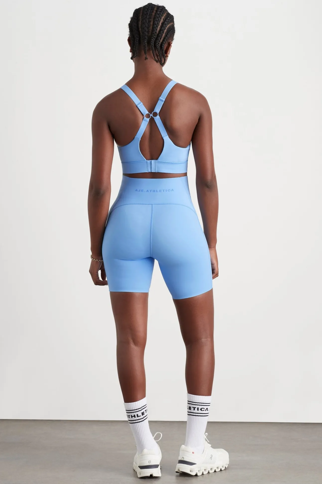 adjustable_strap_sports_b_4-3.webp Adjustable Strap Sports Bra 321