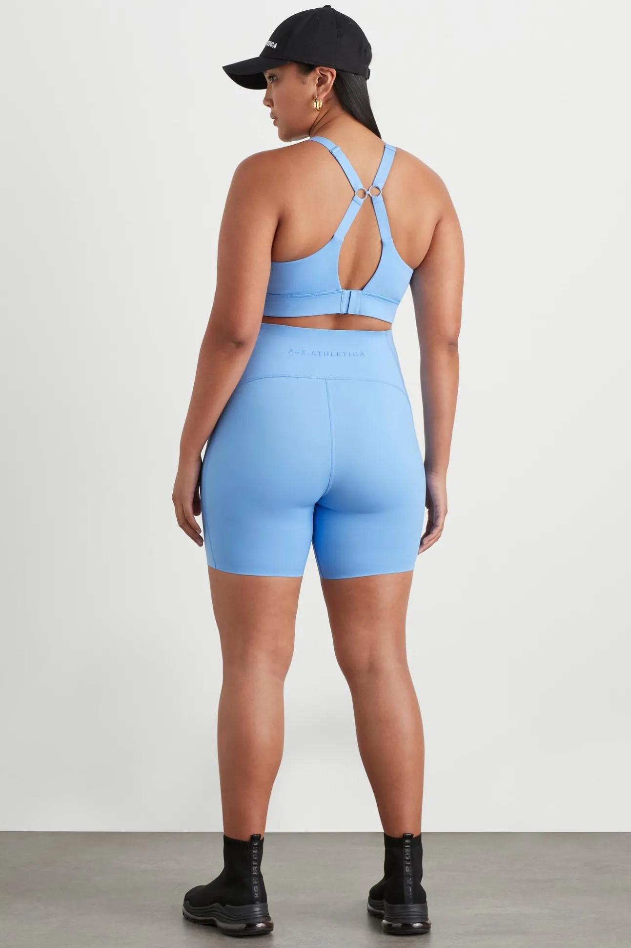 adjustable_strap_sports_b_9-3.webp Adjustable Strap Sports Bra 321