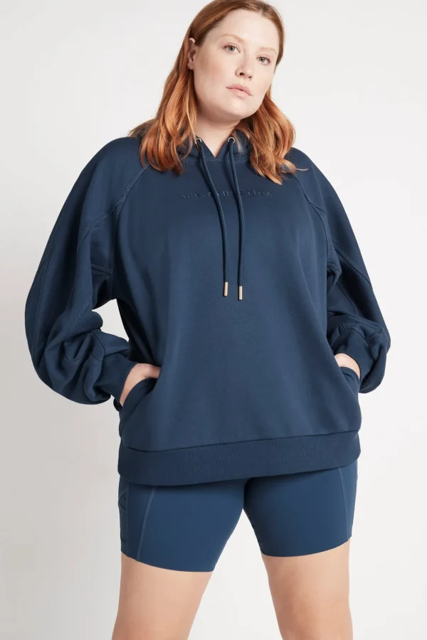 All Rounder Hoodie 410