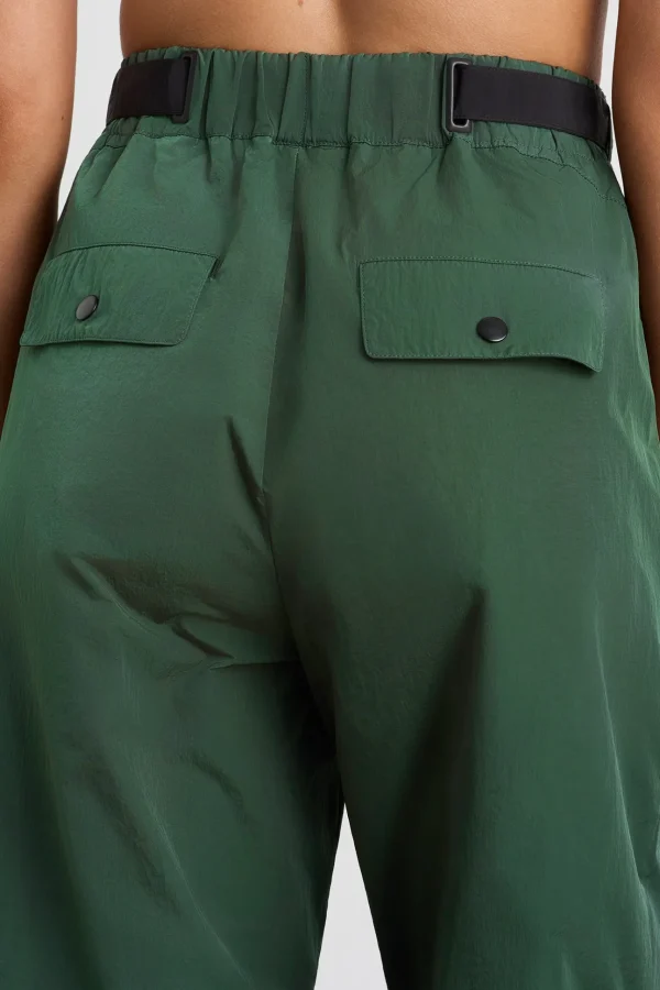 Belted Windbreak Pant 502
