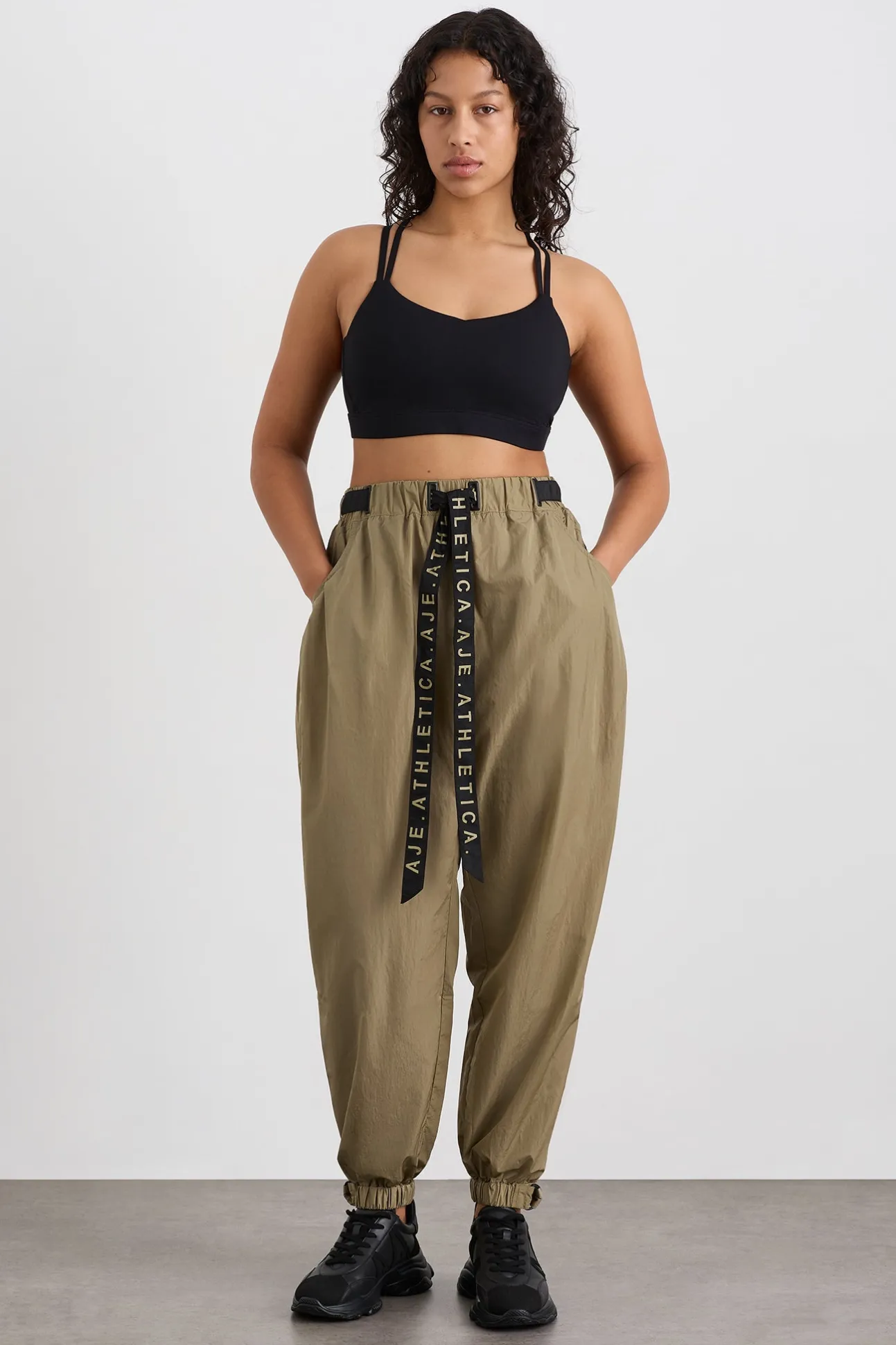 belted_windbreak_pant__5.webp Belted Windbreak Pant 502