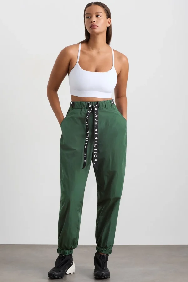 Belted Windbreak Pant 502