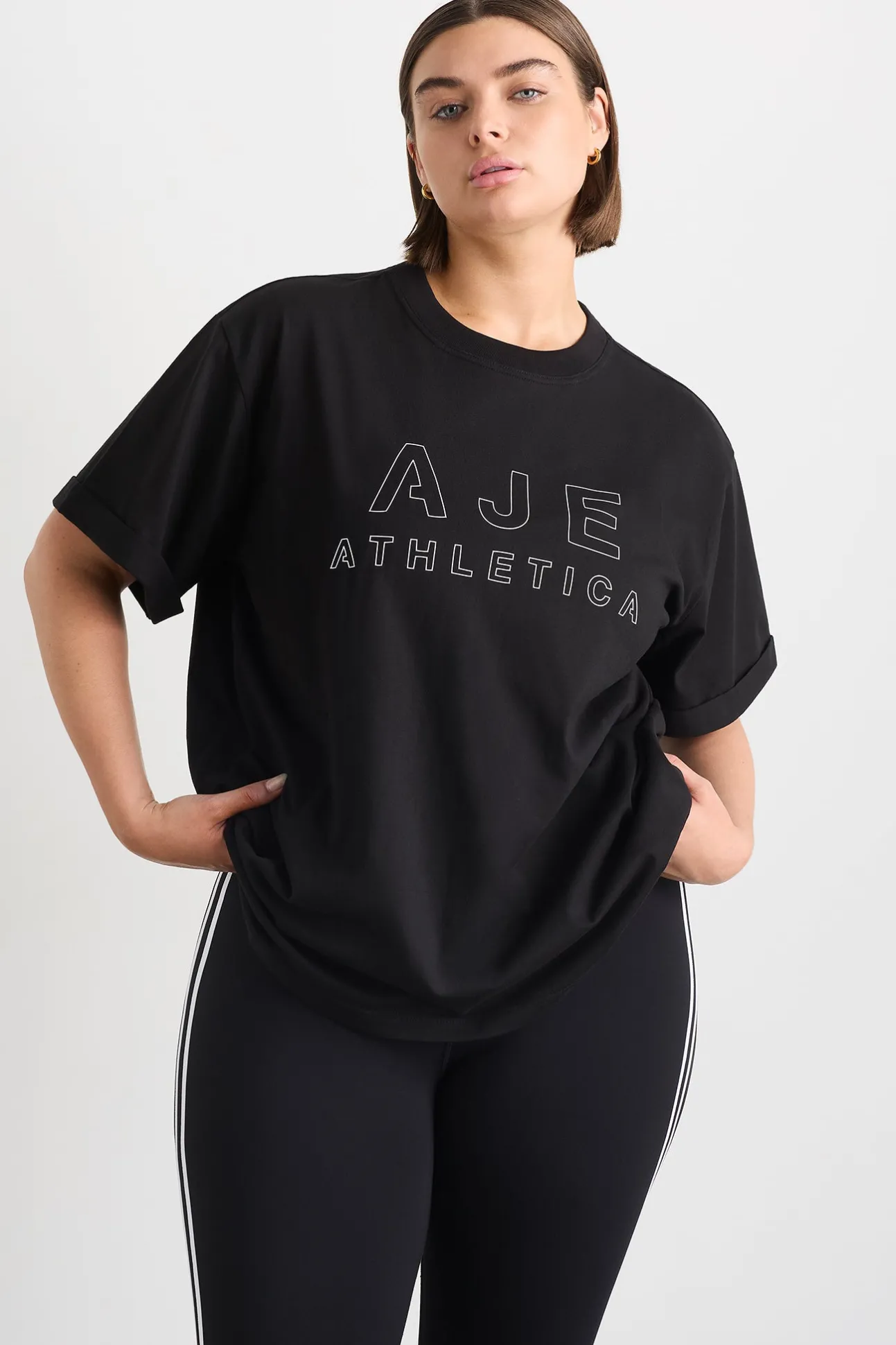 block_logo_boyfriend_tee__10.webp Block Logo Boyfriend Tee 102