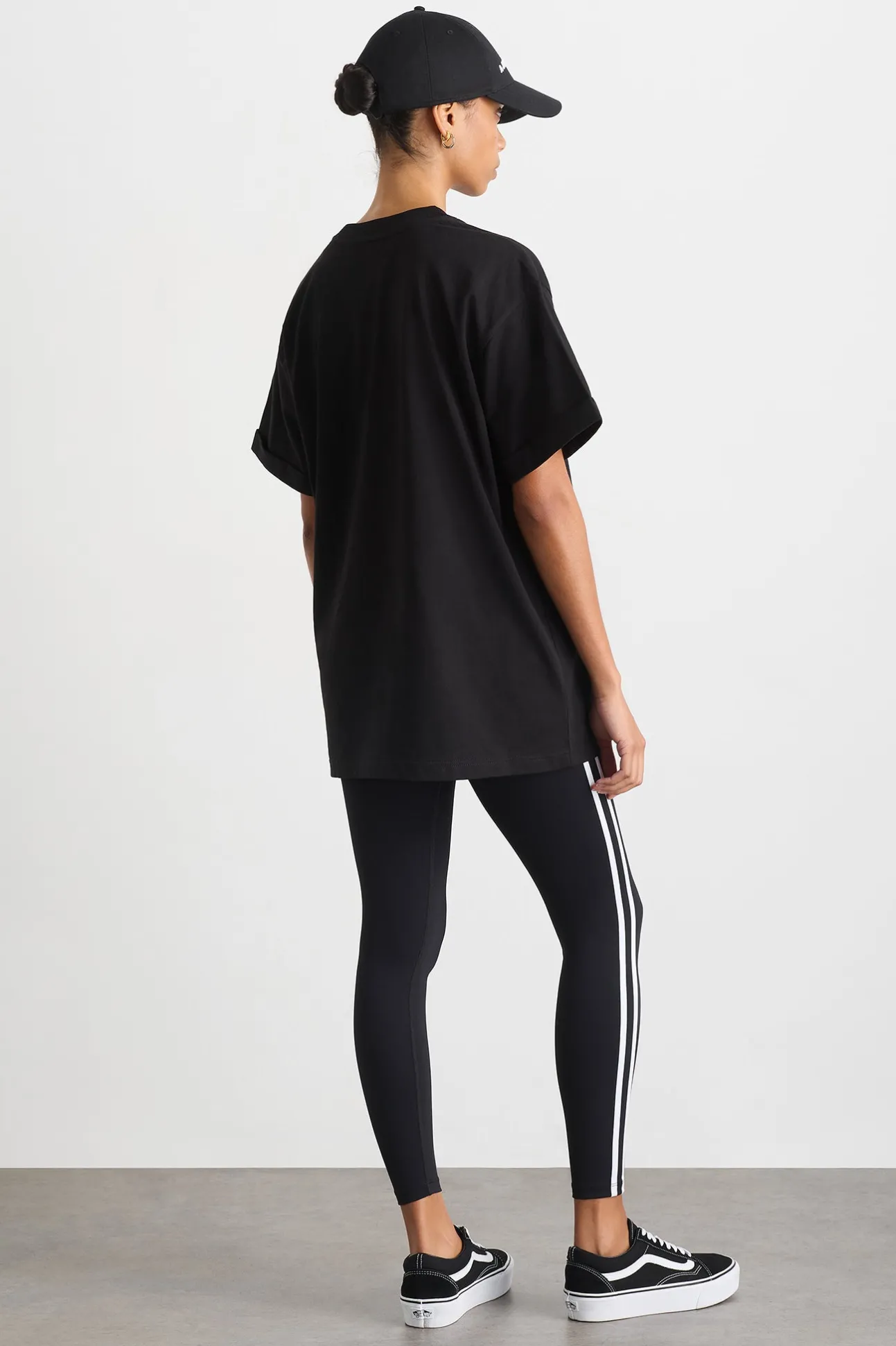 block_logo_boyfriend_tee__4.webp Block Logo Boyfriend Tee 102
