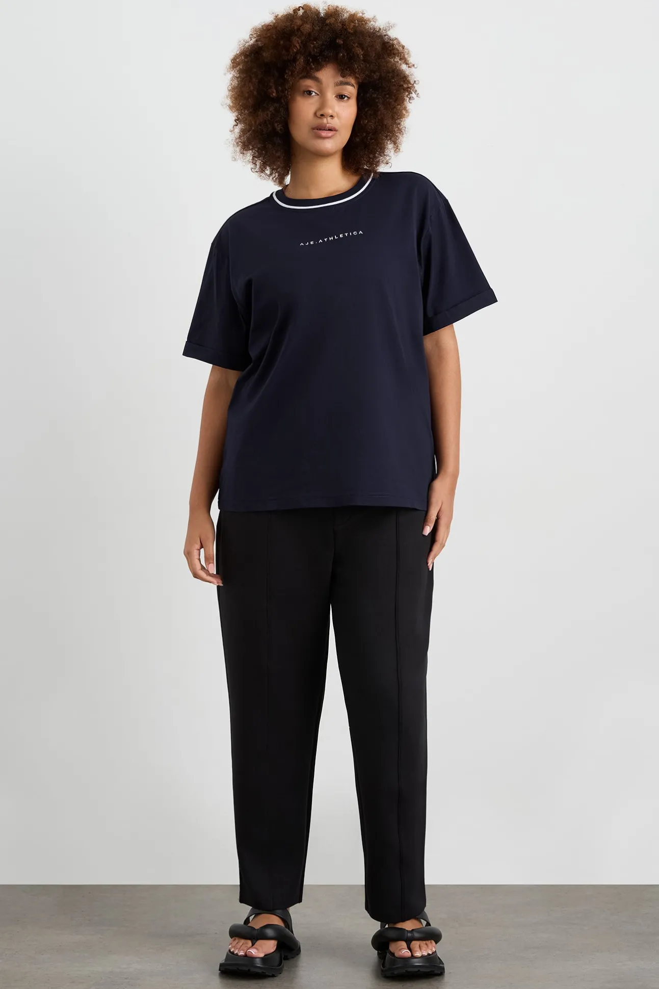 bordered_classic_logo_tee_10.webp Bordered Classic Logo Tee 102