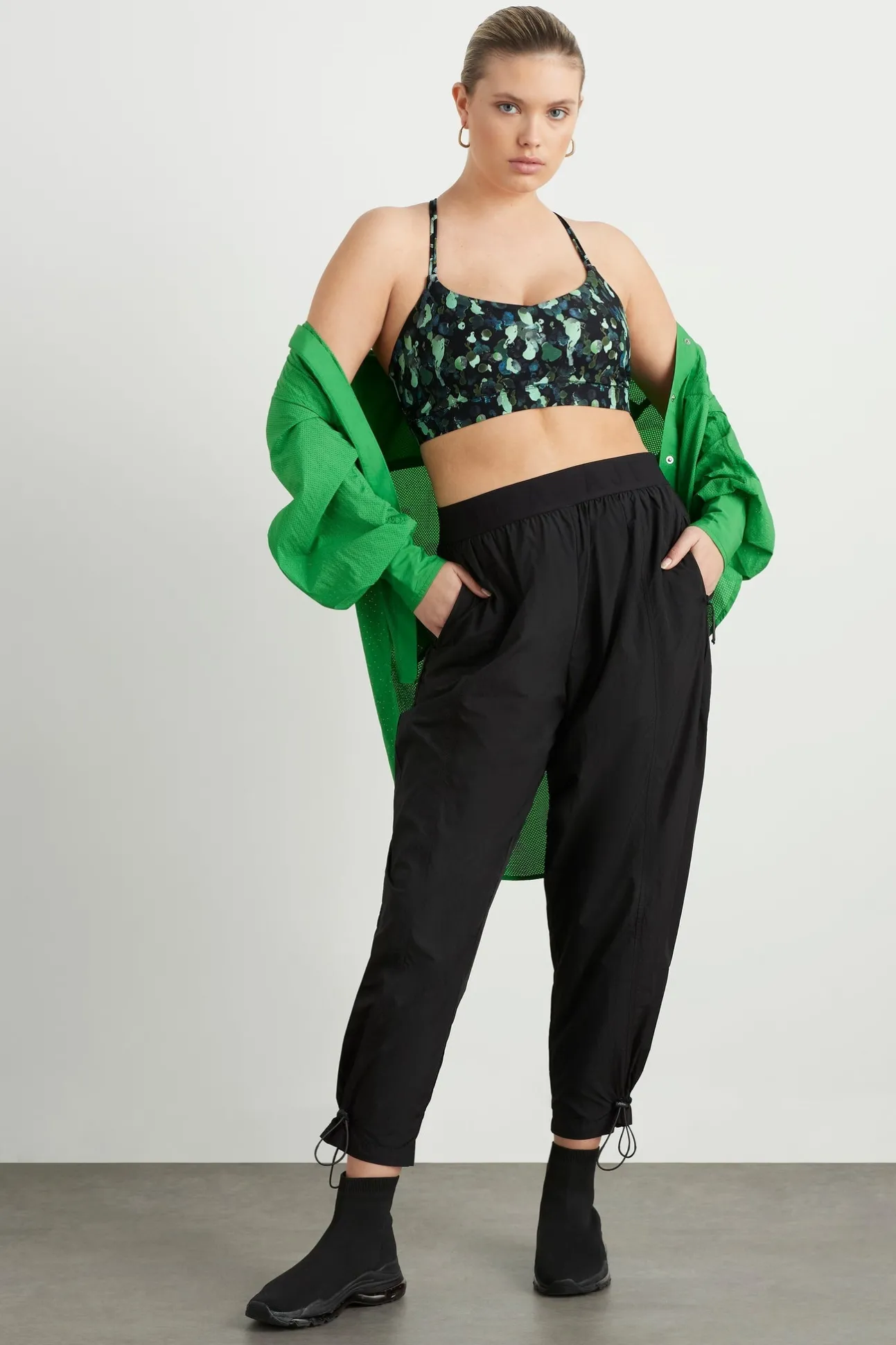 braided_strappy_sports_br_8-1.webp Braided Strappy Sports Bra 334
