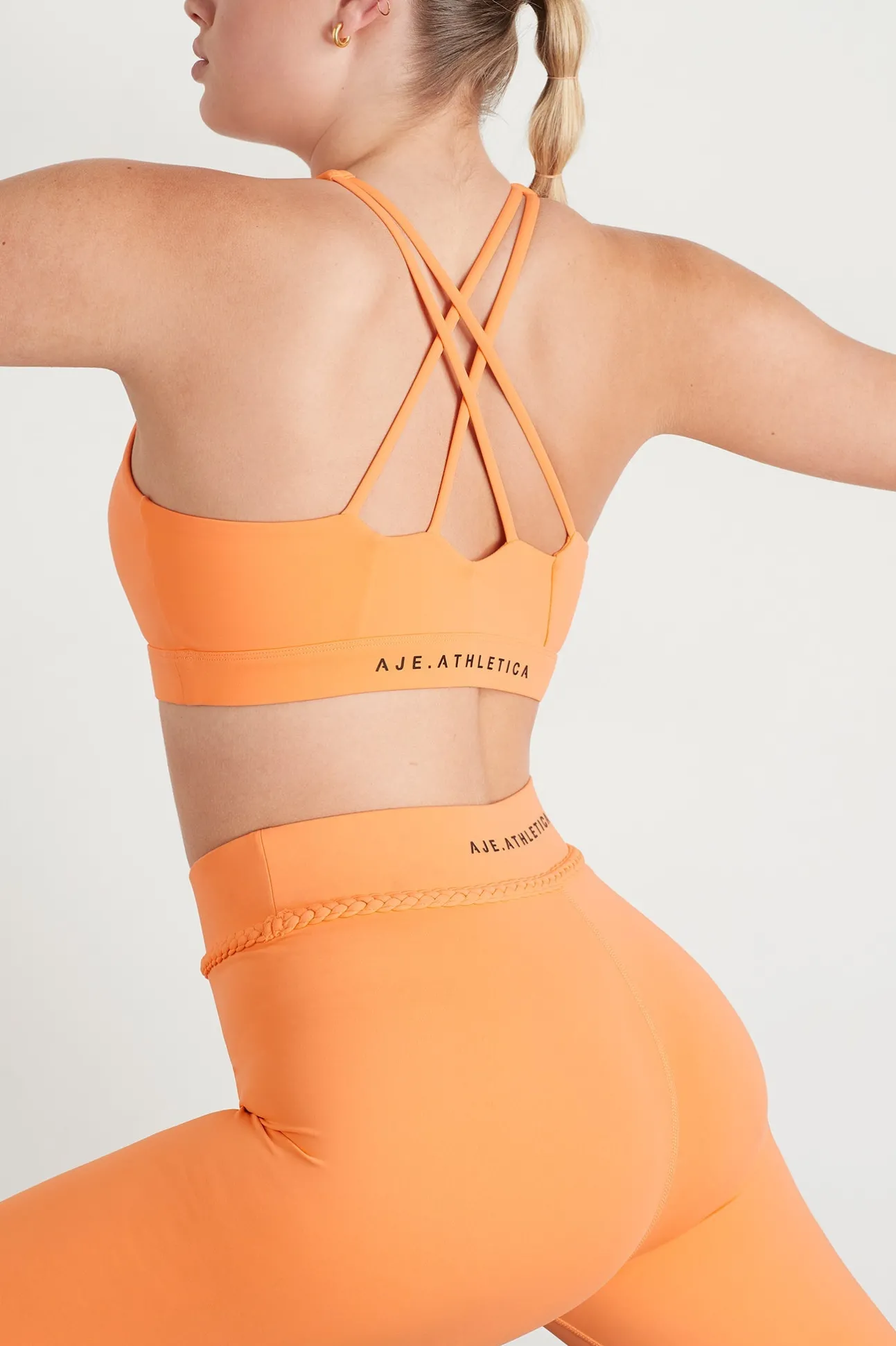 braided_waist_legging__10.webp Braided Waist Legging 232
