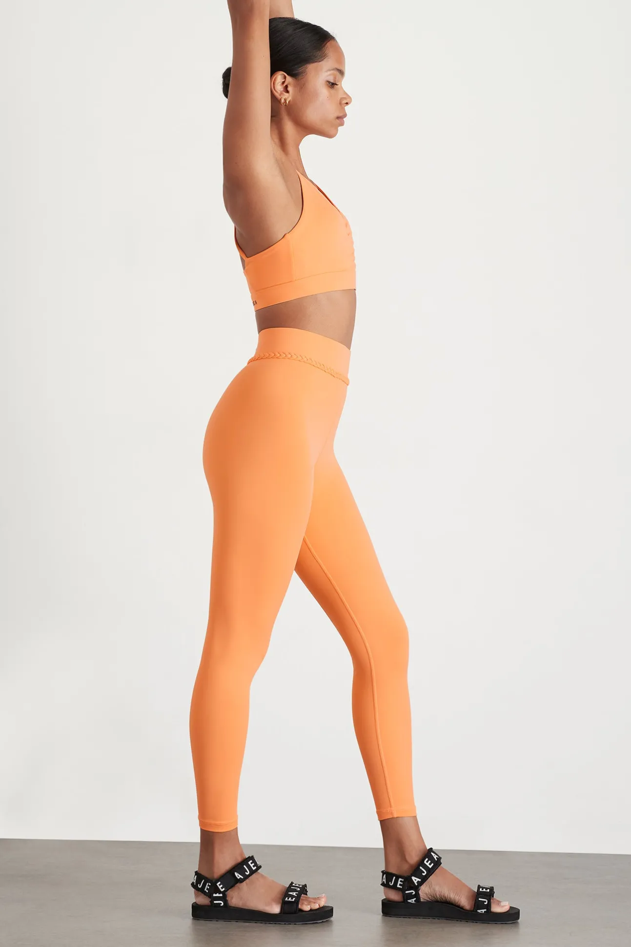 braided_waist_legging__4.webp Braided Waist Legging 232
