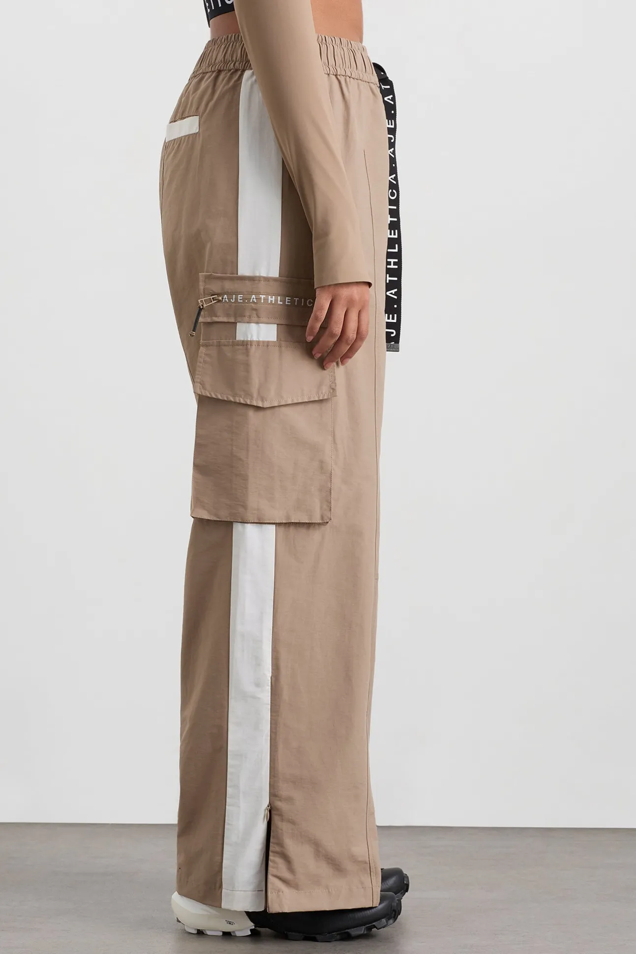 cargo_pants__7-1.webp Cargo Pants 512
