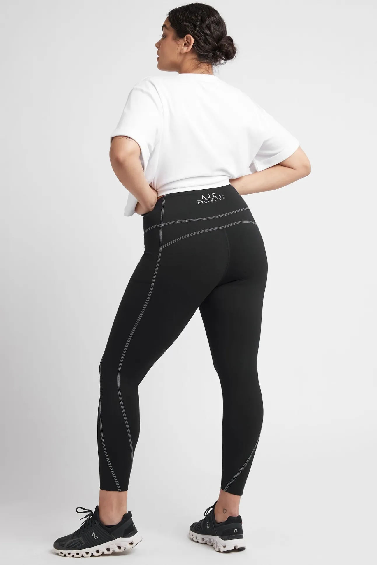 classic__legging__12.webp Classic 7/8 Legging 202
