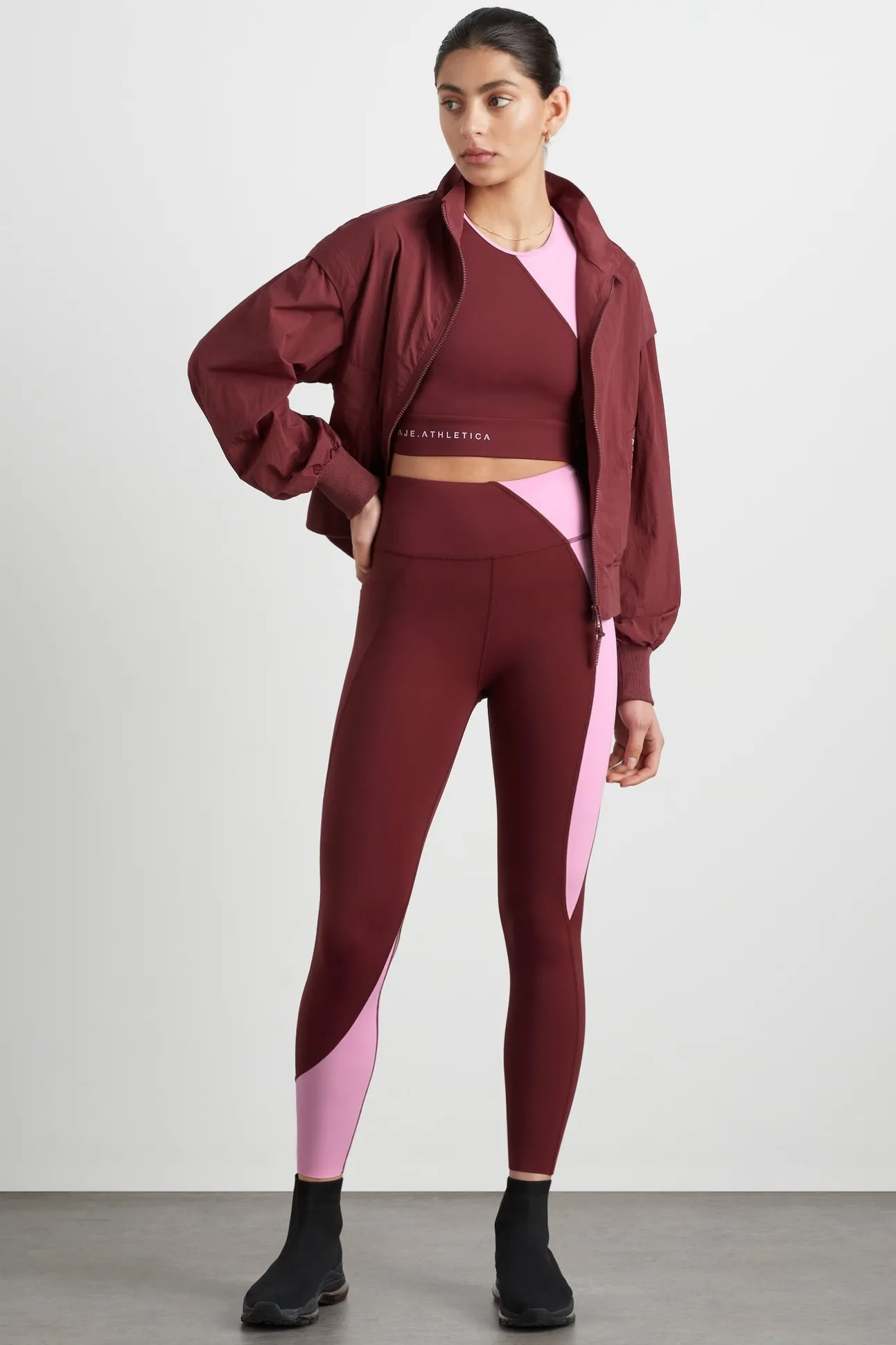 colour_block_crop_top__5-1.webp Colour Block Crop Top 336