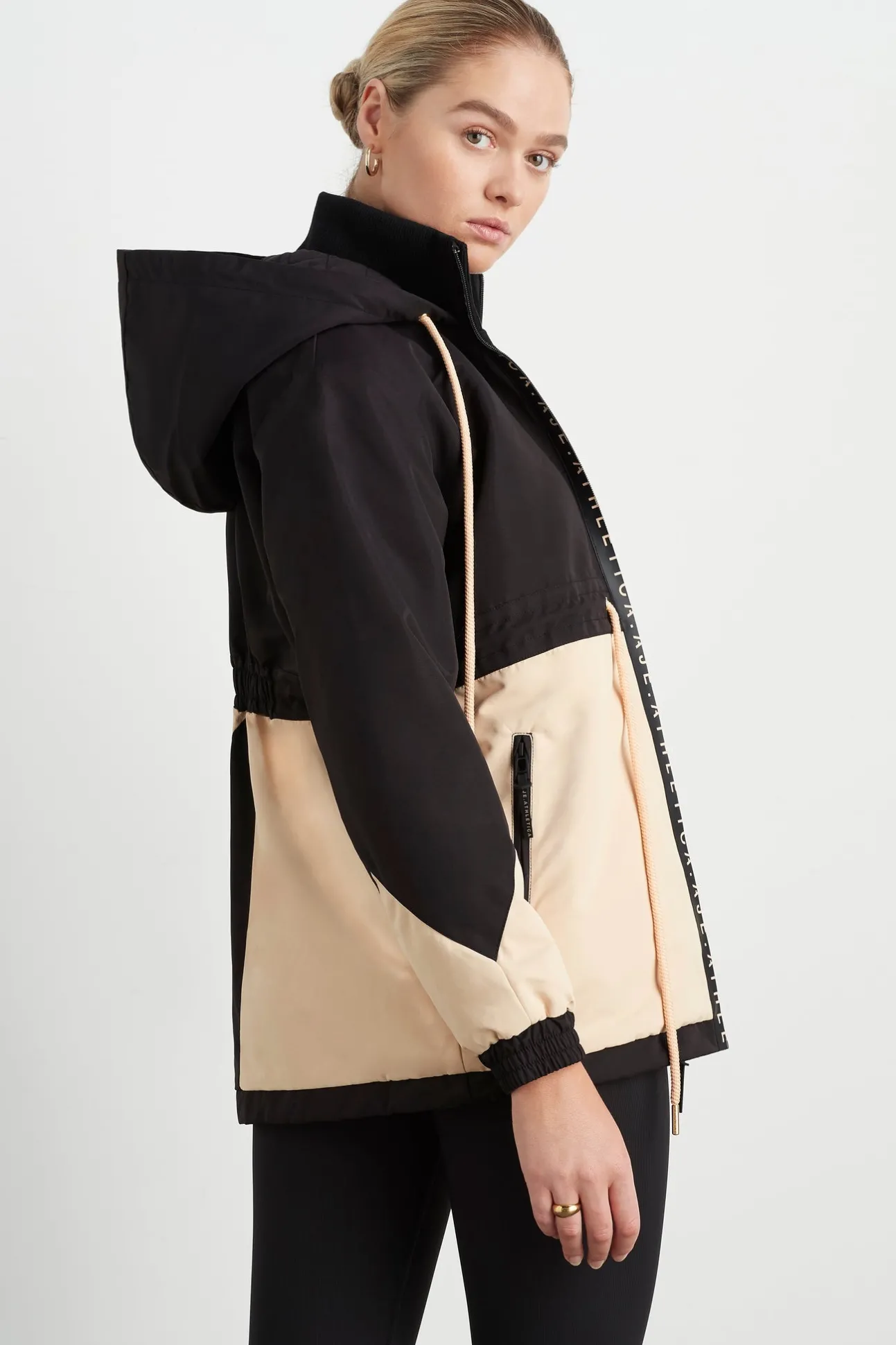 colour_block_long_jacket__3-1.webp Colour Block Long Jacket 731