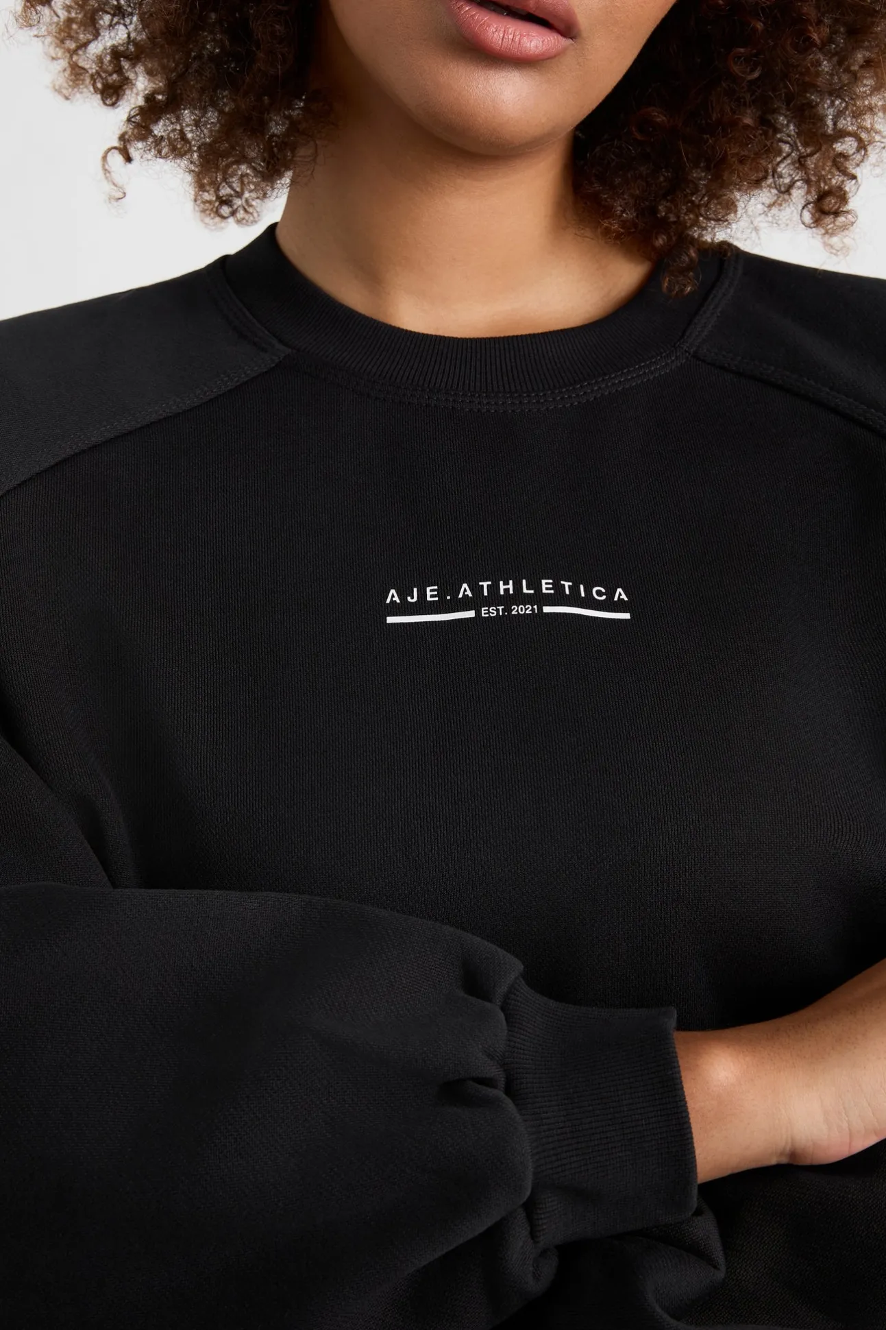 crew_neck_raglan_jumper__11.webp Crew Neck Raglan Jumper 436