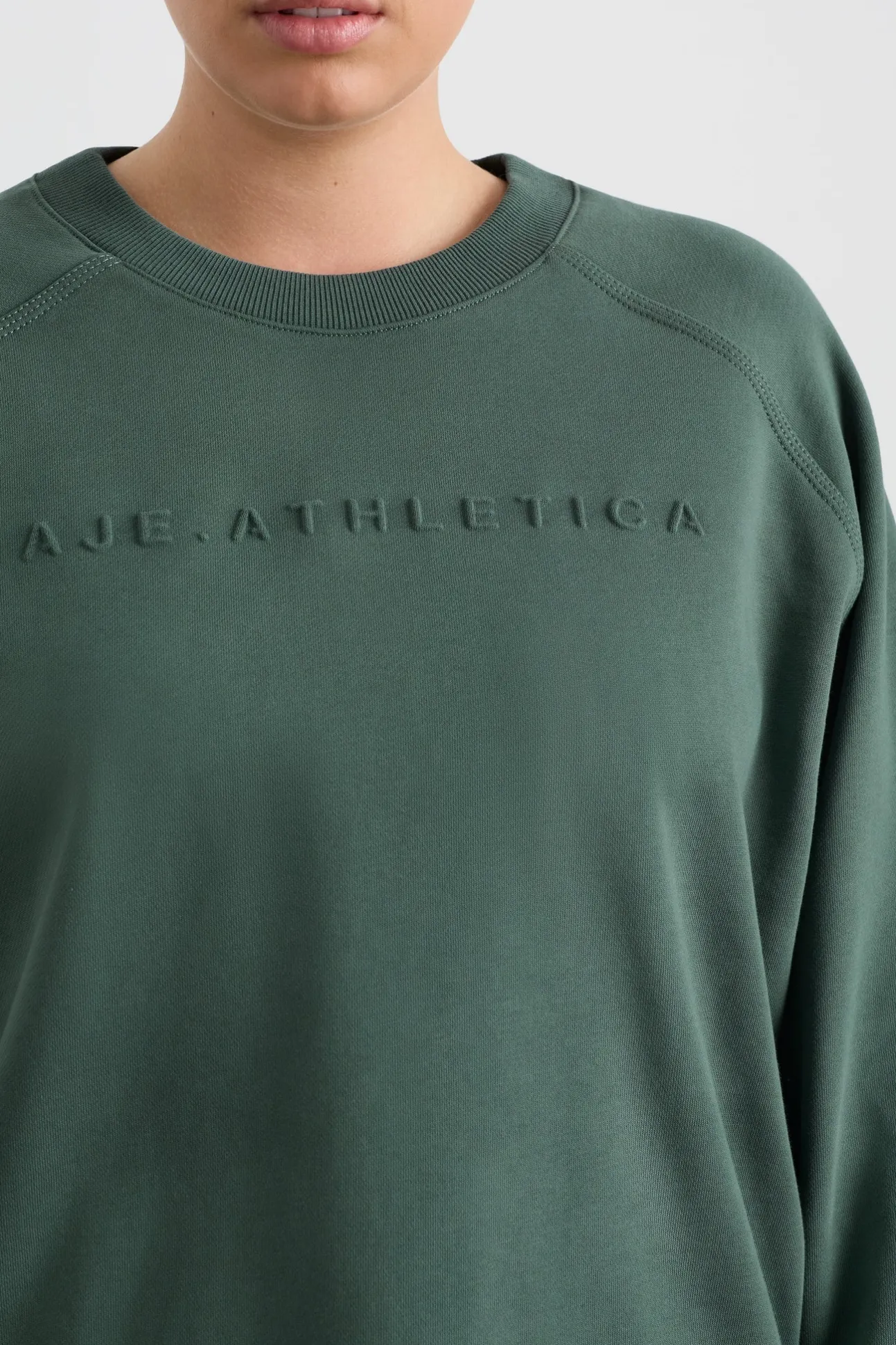 crew_neck_sweater__8.webp Crew Neck Sweater 401