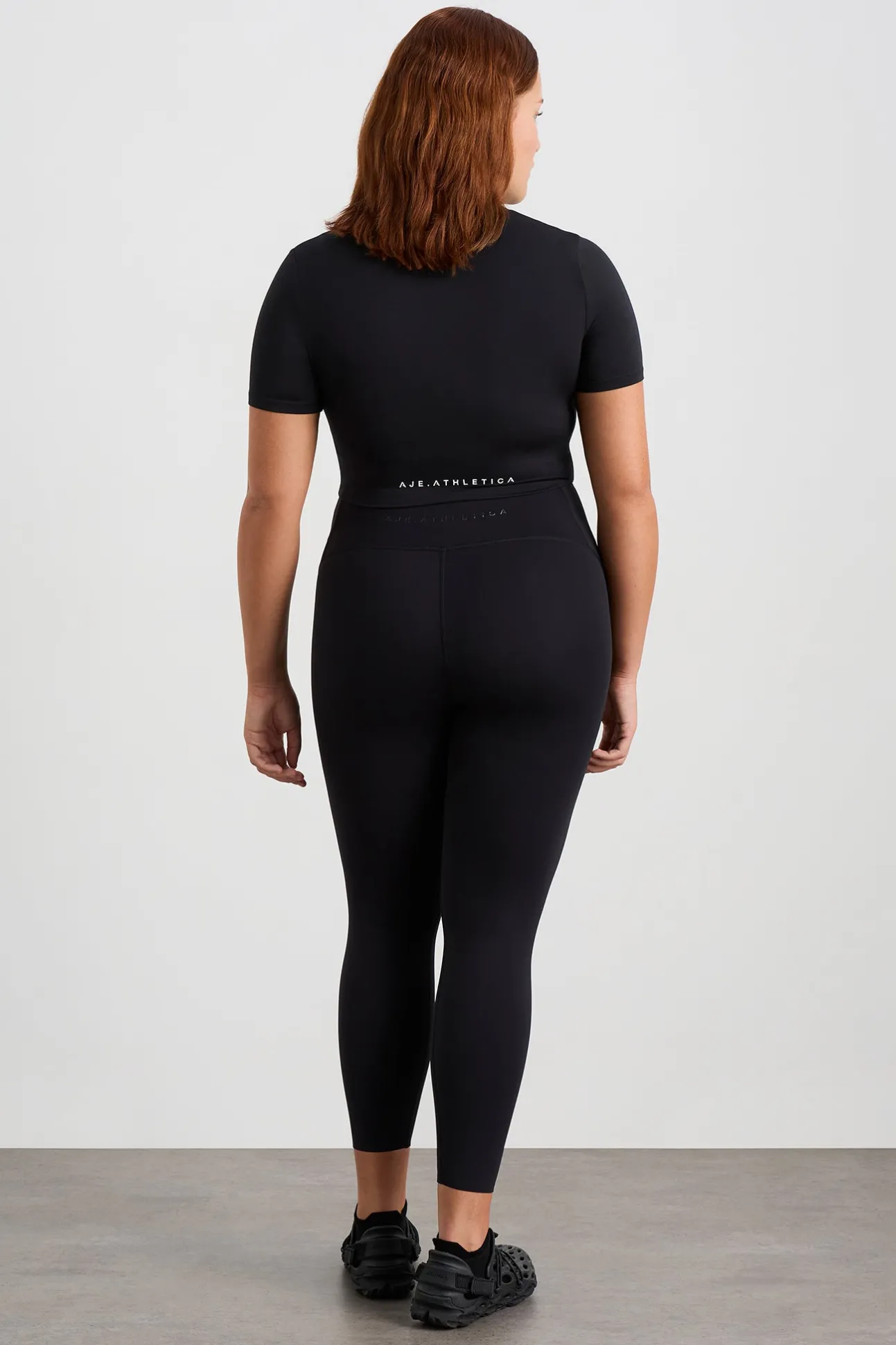 crop_twist_front_tee__8.webp Crop Twist Front Tee 130