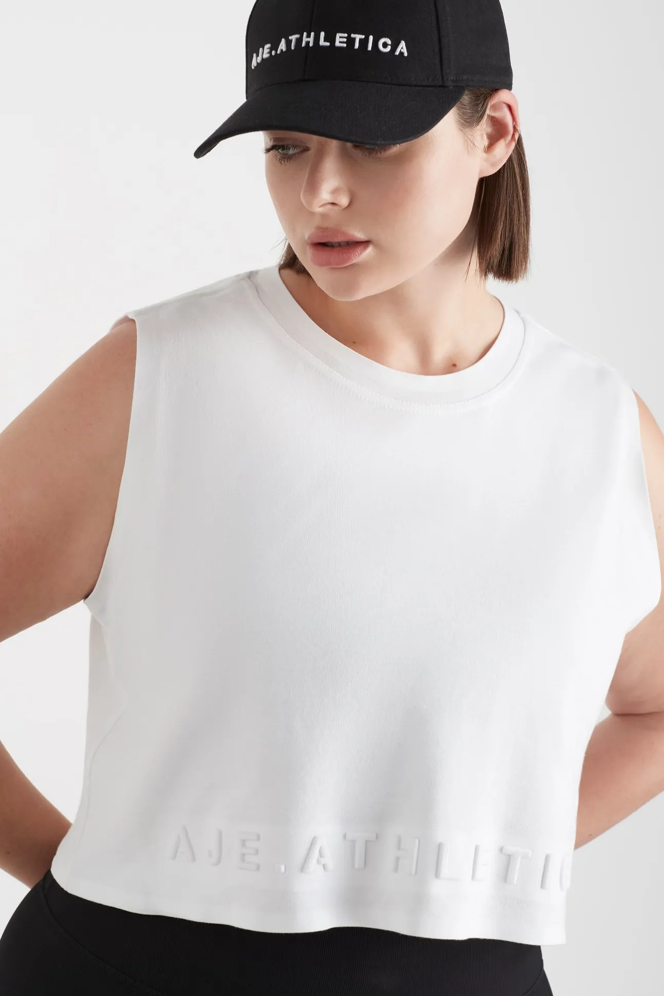 cropped_embossed_signatur_11-3.webp Cropped Embossed Signature Logo Tank 106