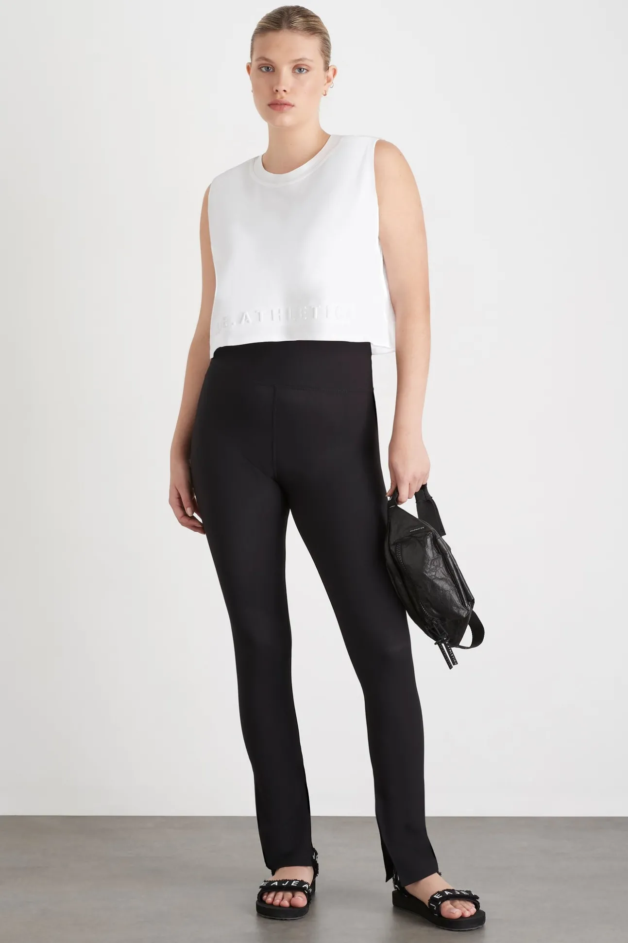 cropped_embossed_signatur_6-3.webp Cropped Embossed Signature Logo Tank 106