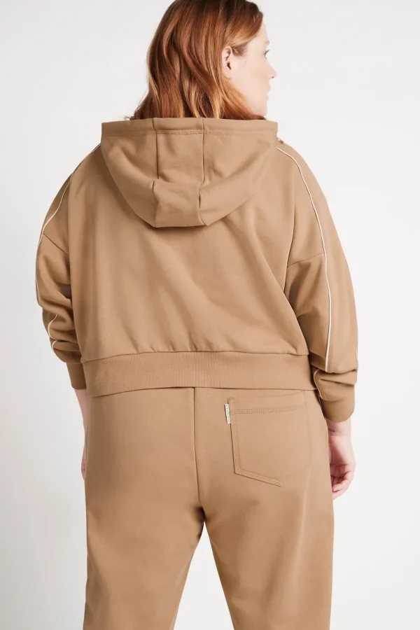 Cropped Essential Contrast Piping Hoodie 405