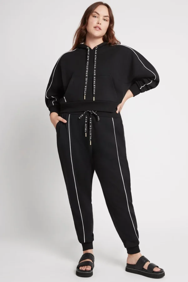 Cropped Essential Contrast Piping Hoodie 405