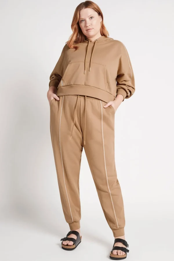 Cropped Essential Contrast Piping Hoodie 405