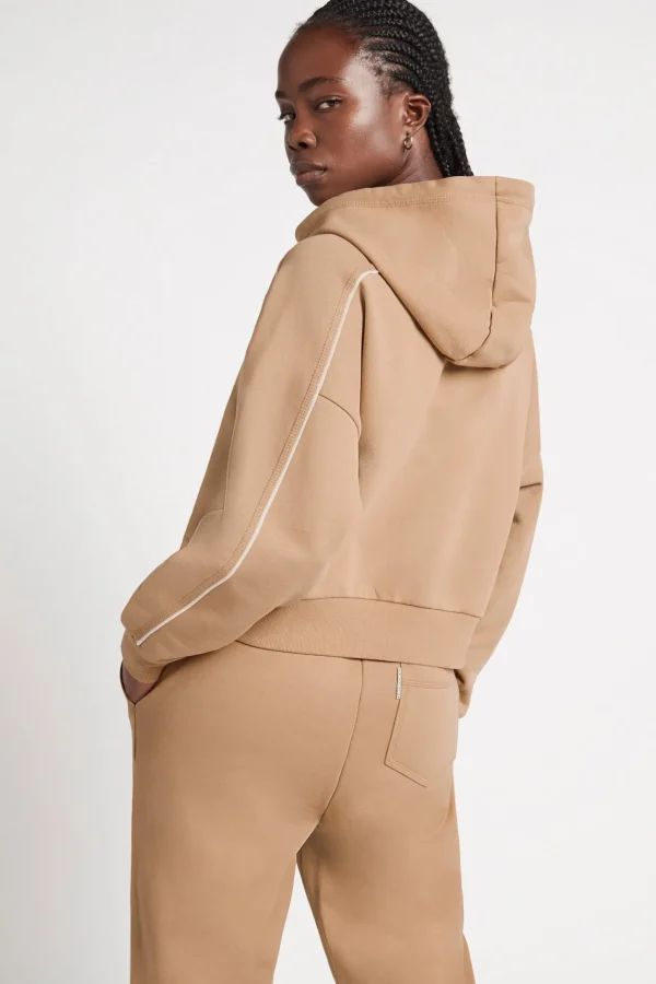 Cropped Essential Contrast Piping Hoodie 405