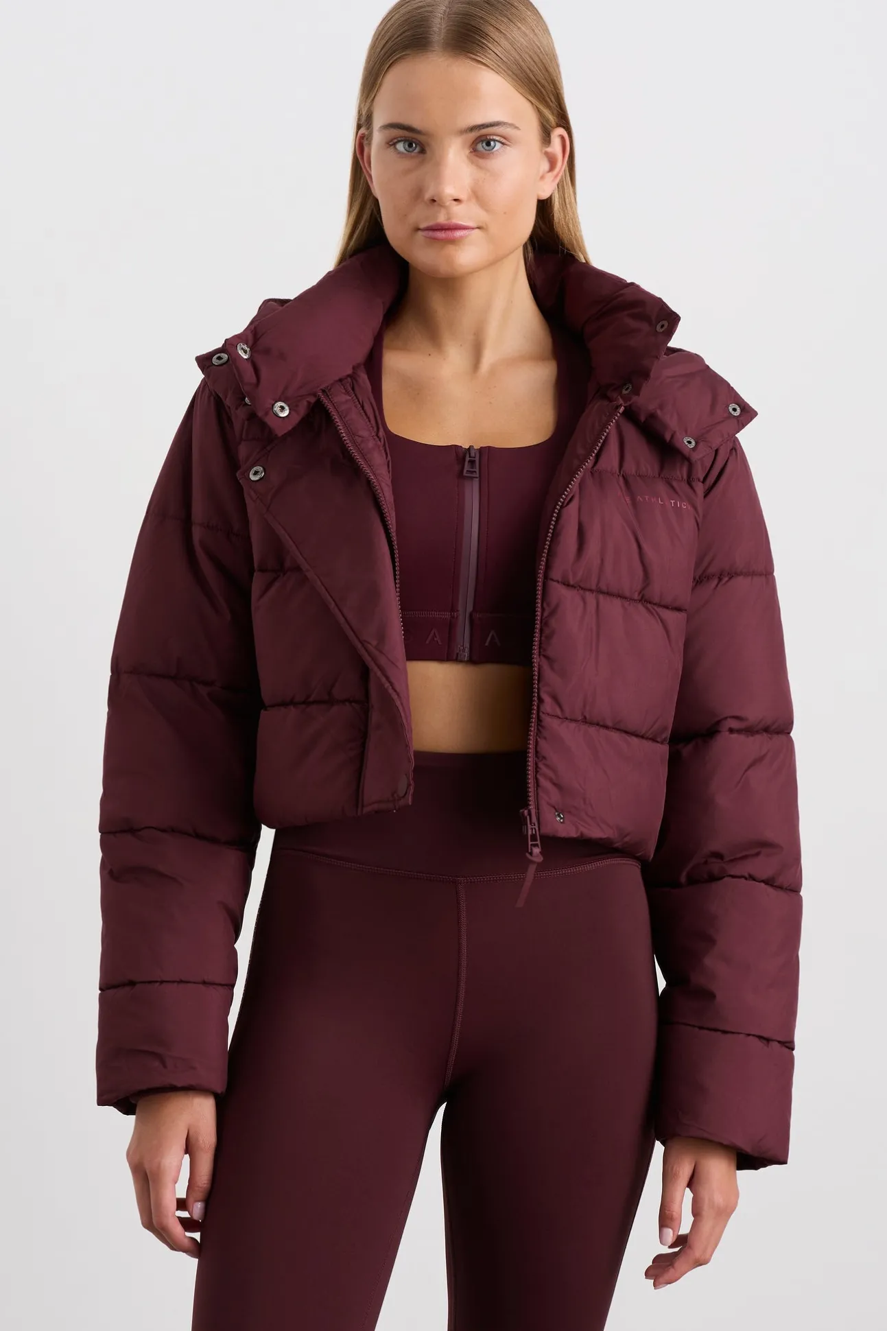 cropped_hooded_puffer_jac_0.webp Cropped Hooded Puffer Jacket 764