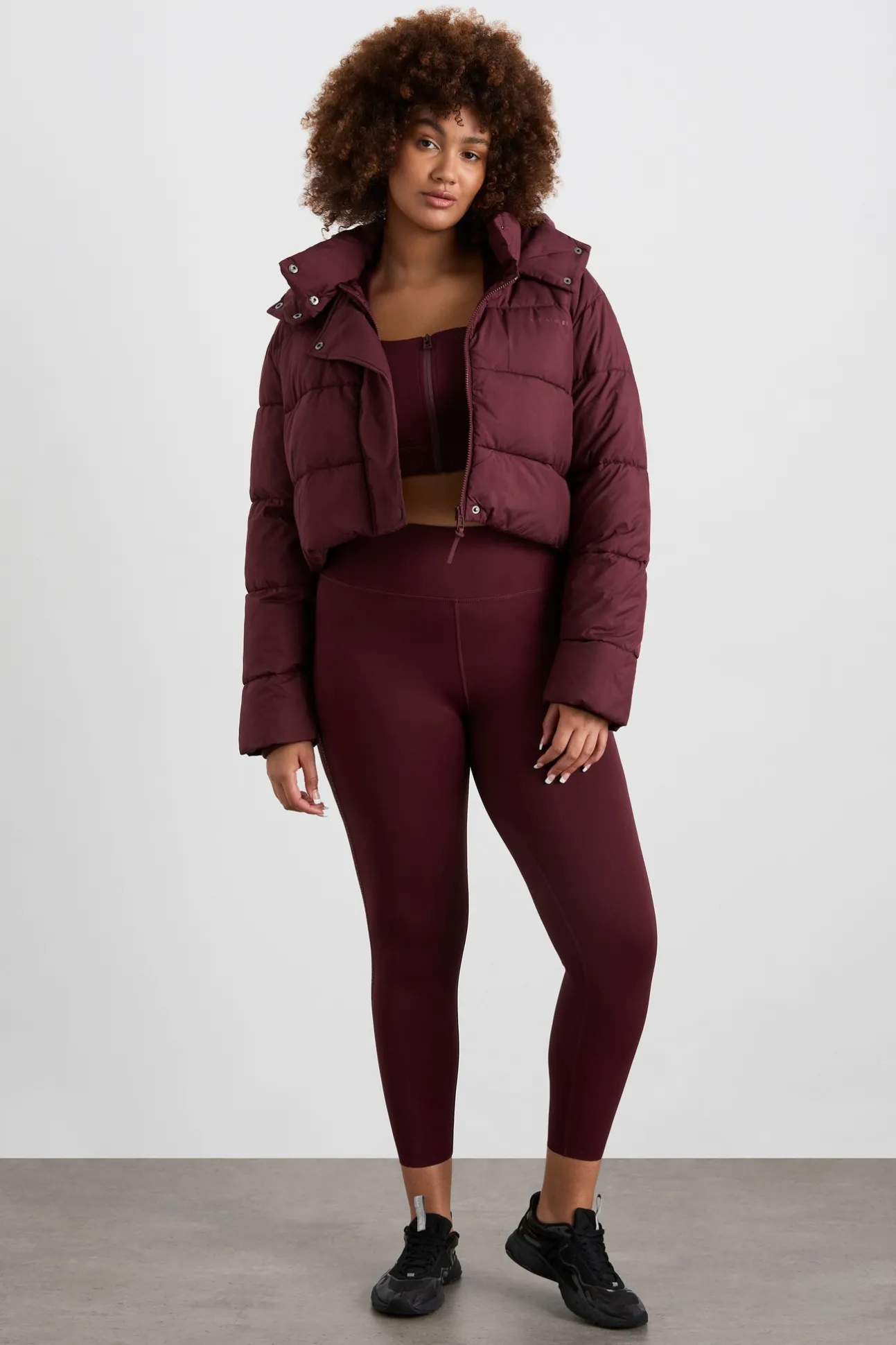 cropped_hooded_puffer_jac_13.webp Cropped Hooded Puffer Jacket 764