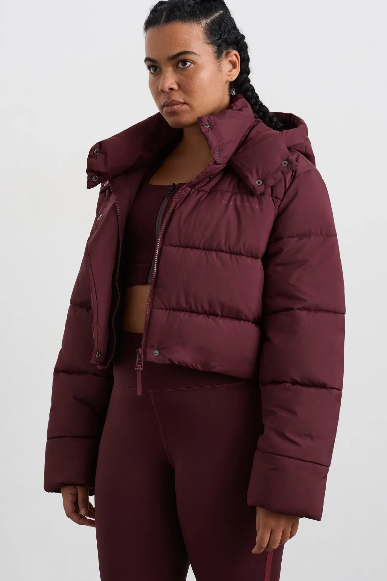 cropped_hooded_puffer_jac_9.webp Cropped Hooded Puffer Jacket 764