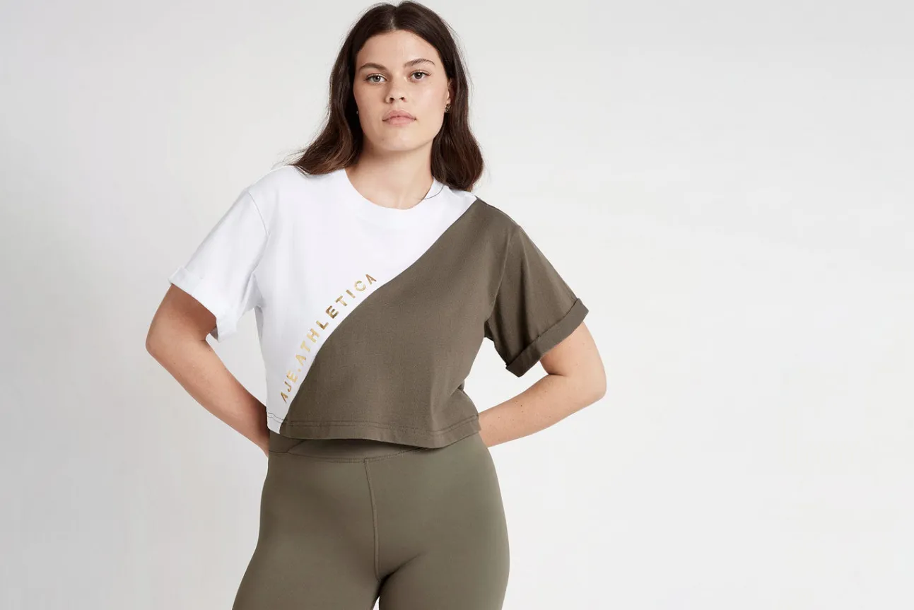 cropped_signature_logo_ts_10-1.webp Cropped Signature Logo T-Shirt 105