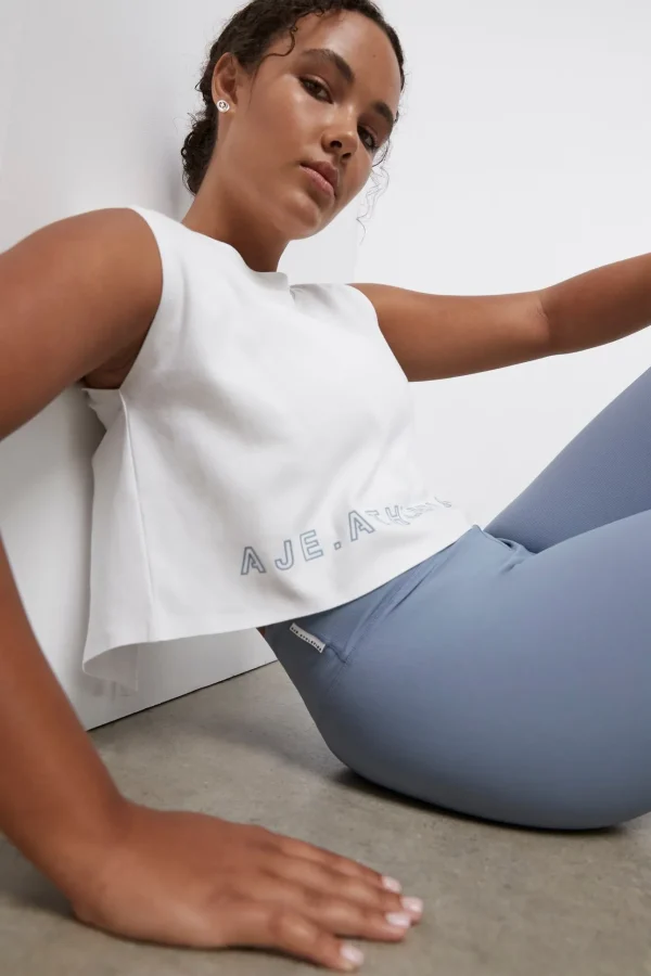 Cropped Split Back Tank 112