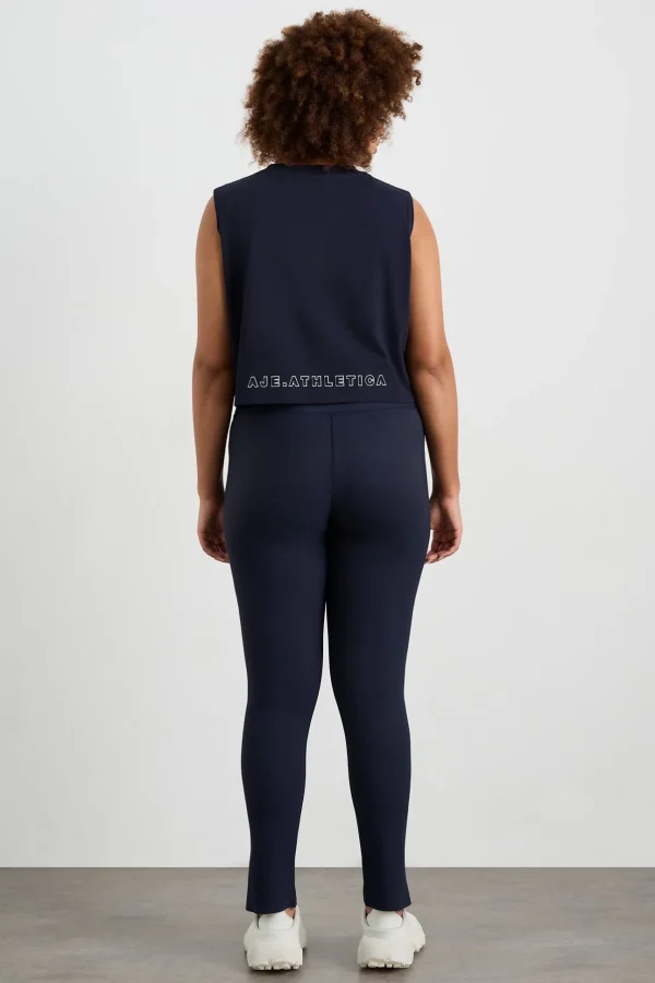 Cropped Tank 106