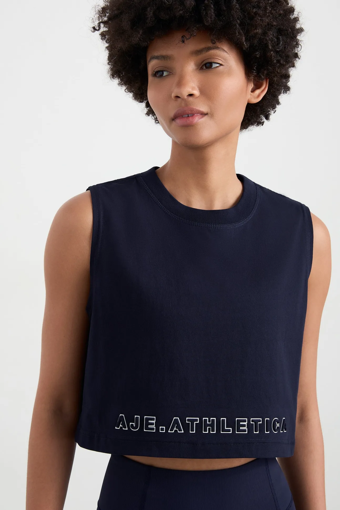 cropped_tank__3.webp Cropped Tank 106