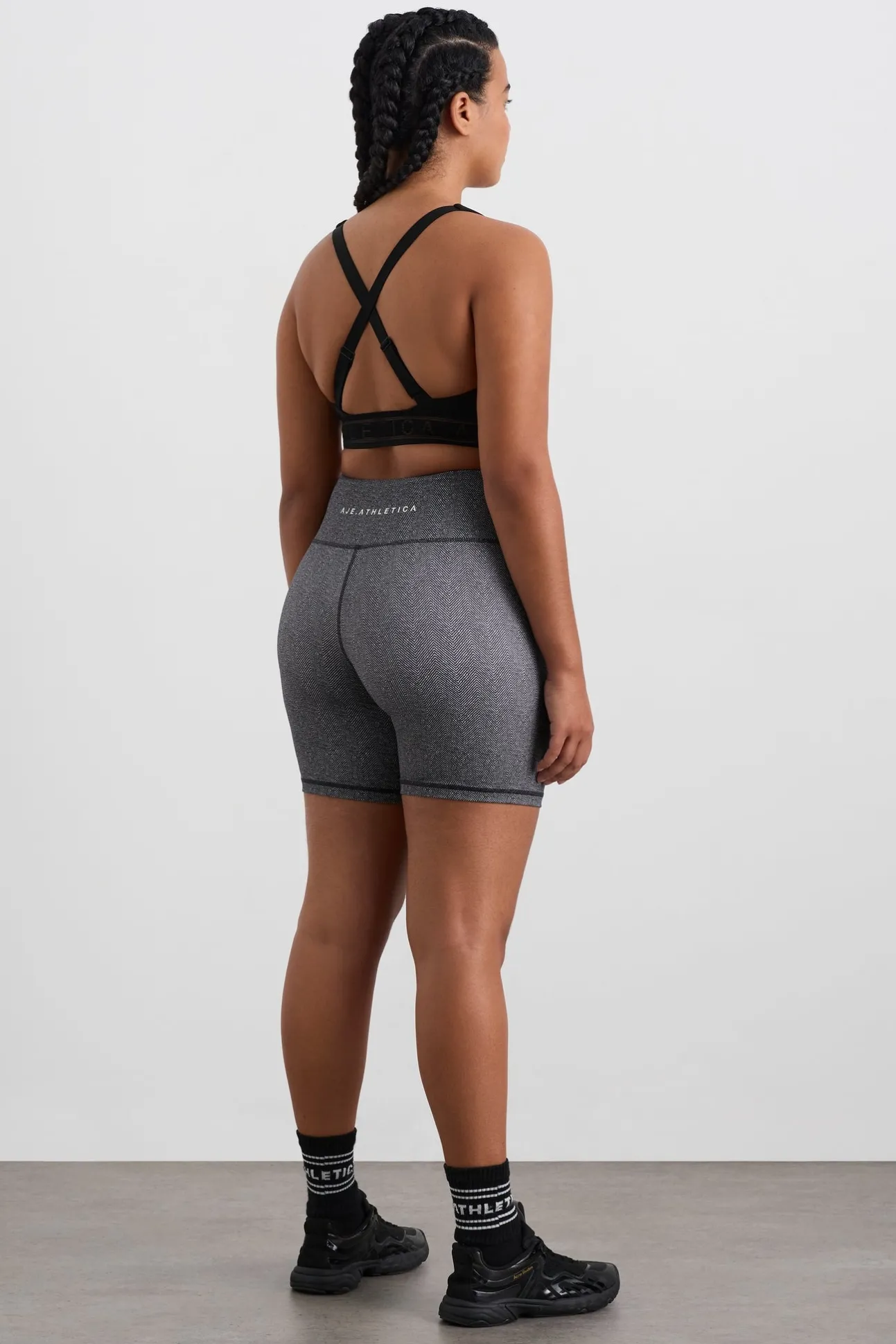cross_back_sports_bra__8-1.webp Cross Back Sports Bra 383