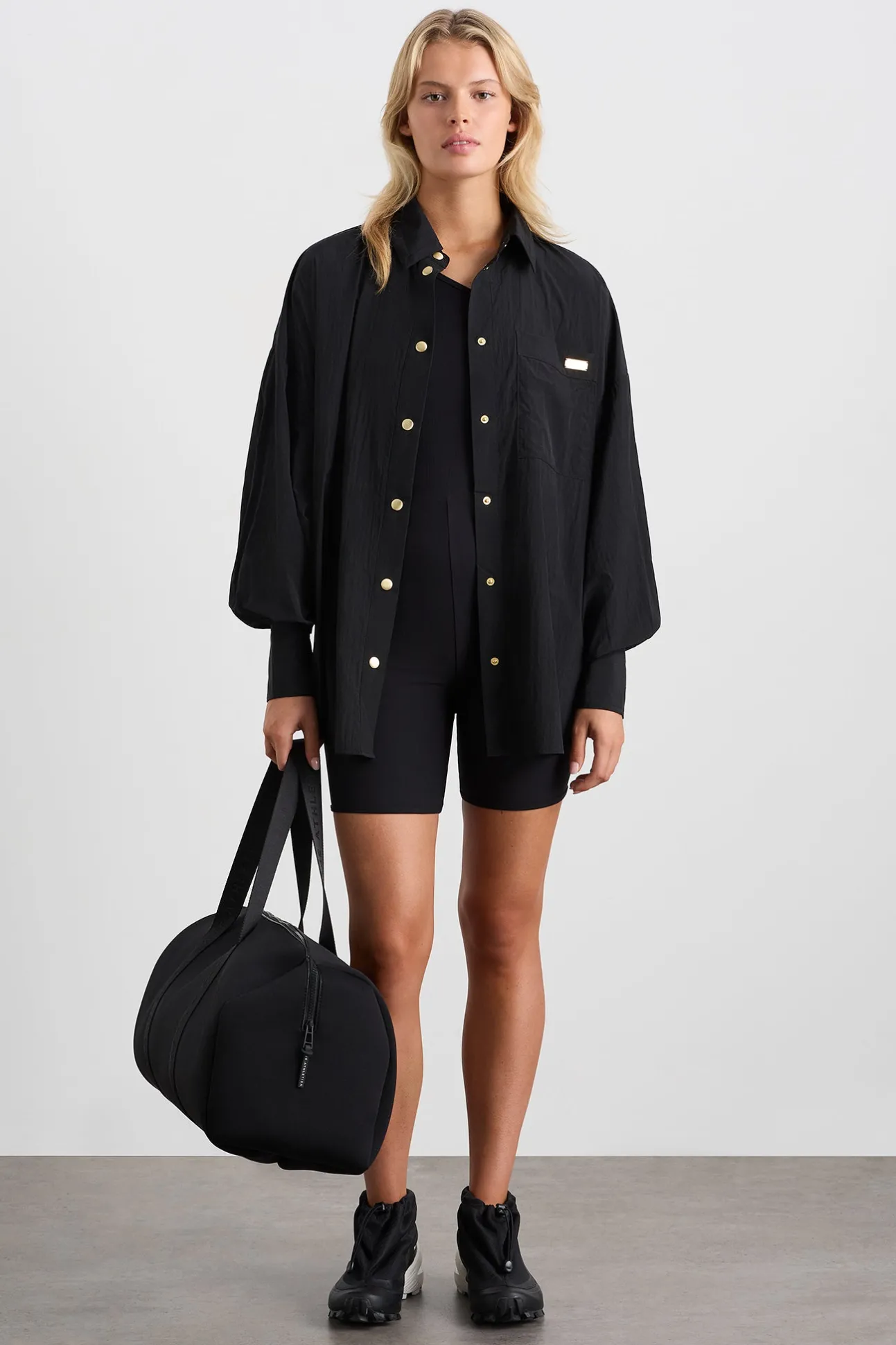 elastic_spray_windbreaker_2.webp Elastic Spray Windbreaker 430