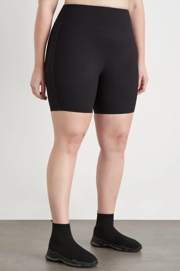 Essential Mid Length Bike Shorts 601