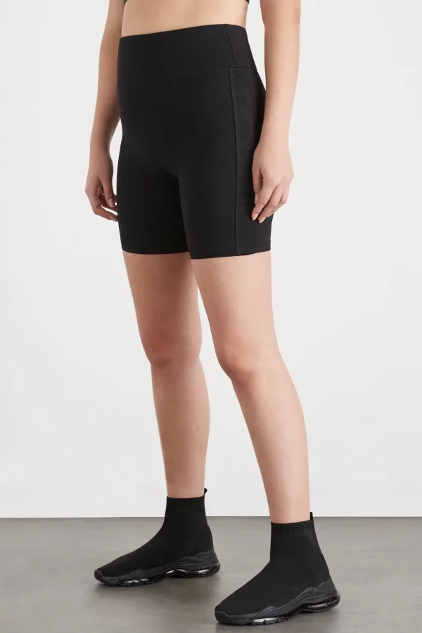 Essential Mid Length Bike Shorts 601