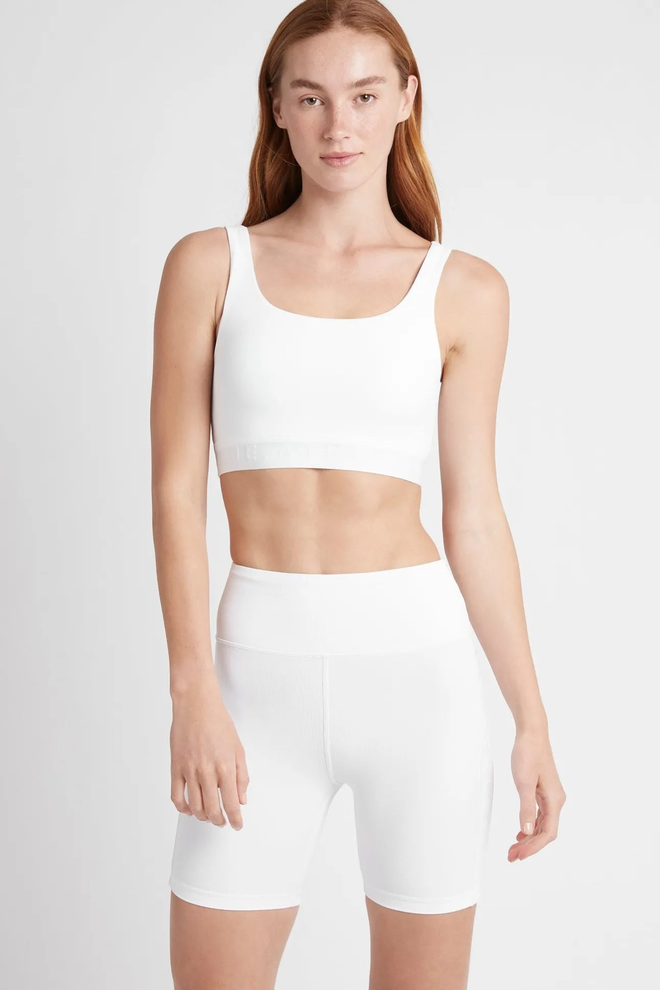 essential_sports_bra__0-2.webp Essential Sports Bra 302