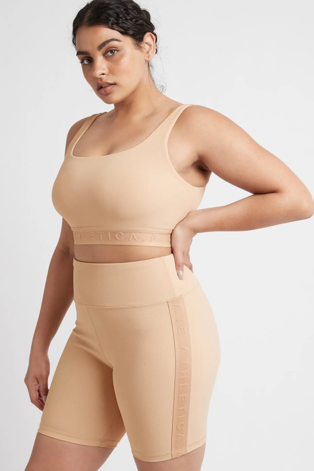 essential_sports_bra__12-1.webp Essential Sports Bra 302