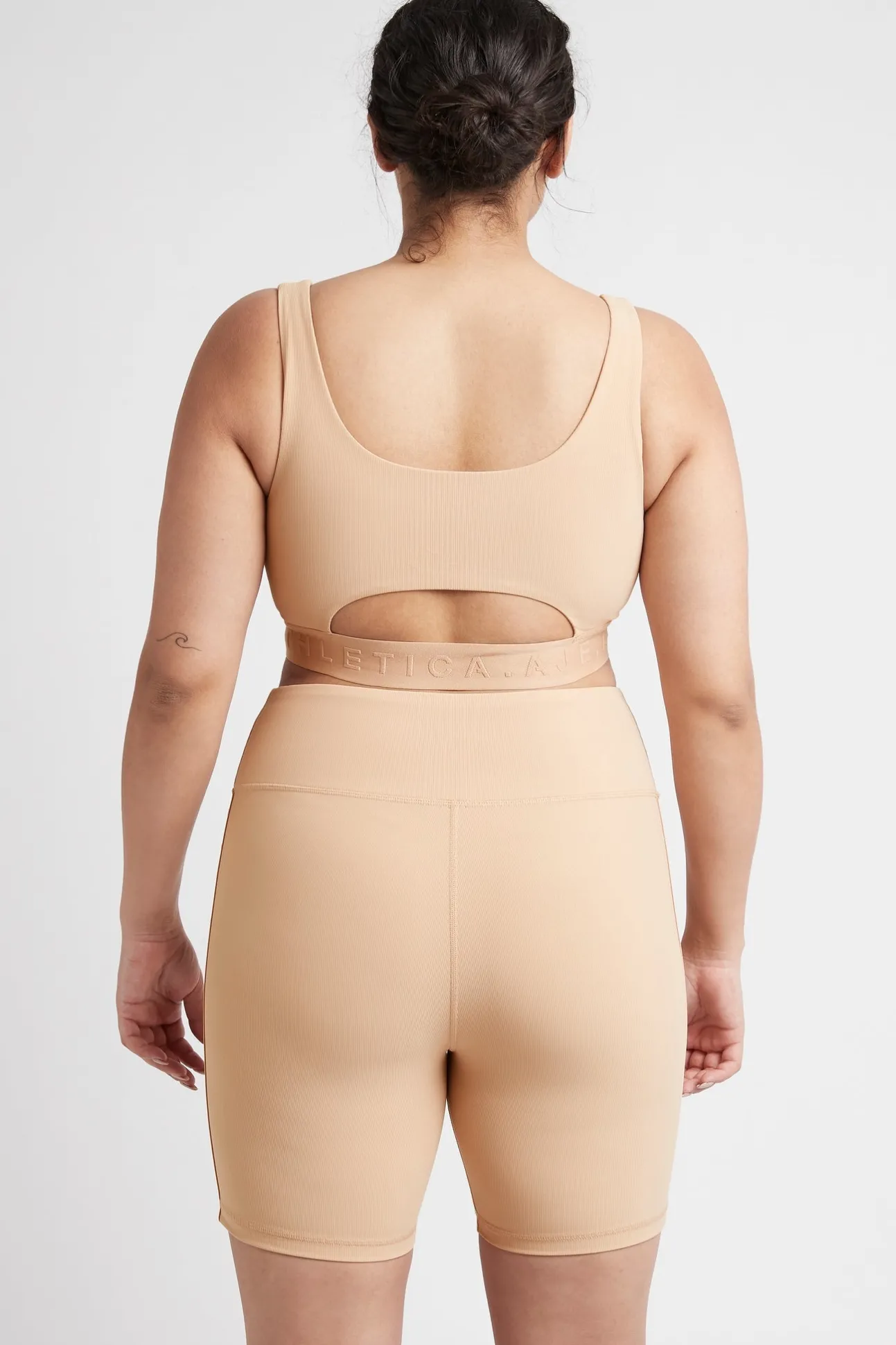 essential_sports_bra__14-1.webp Essential Sports Bra 302