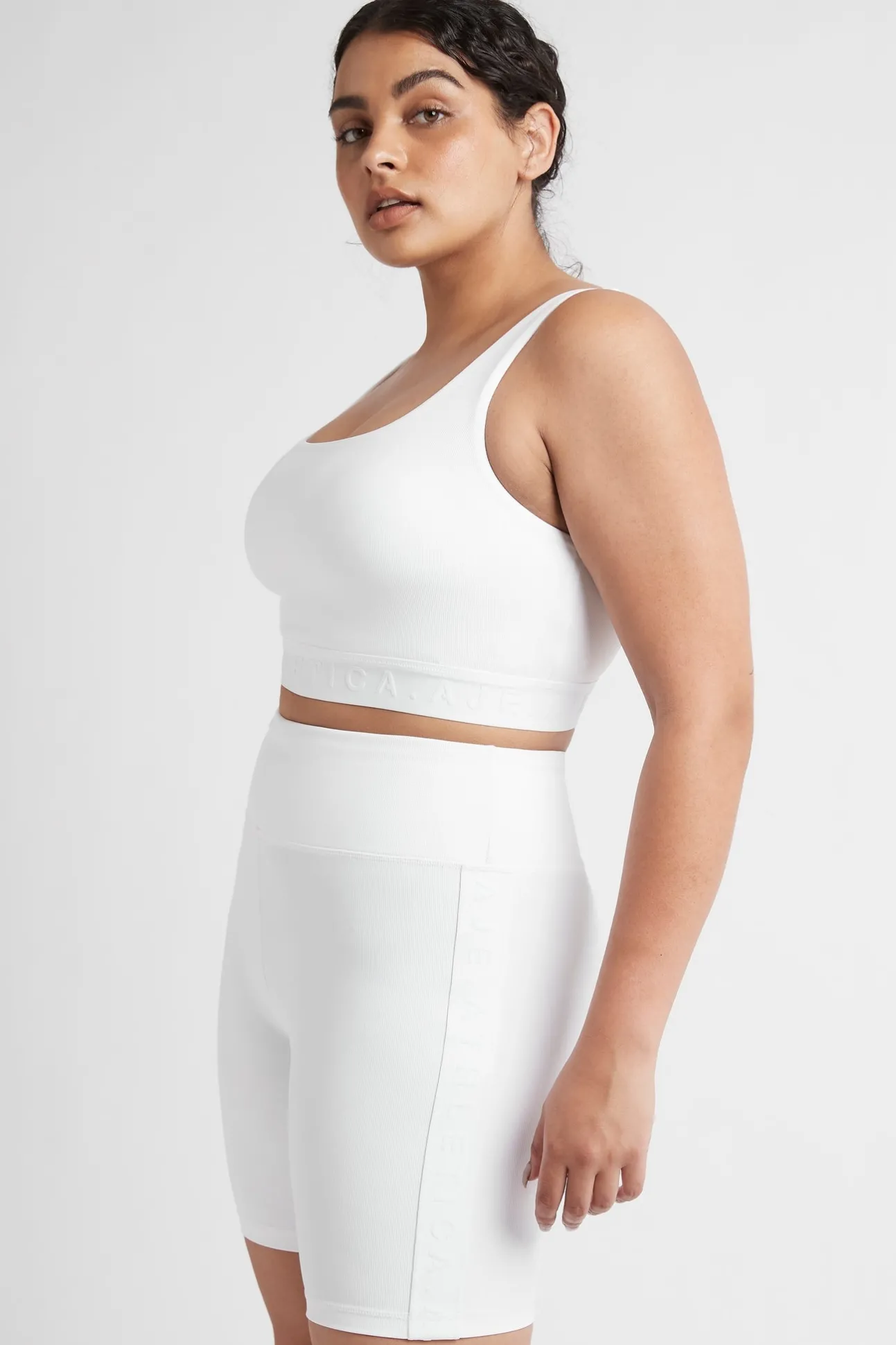 essential_sports_bra__15-2.webp Essential Sports Bra 302