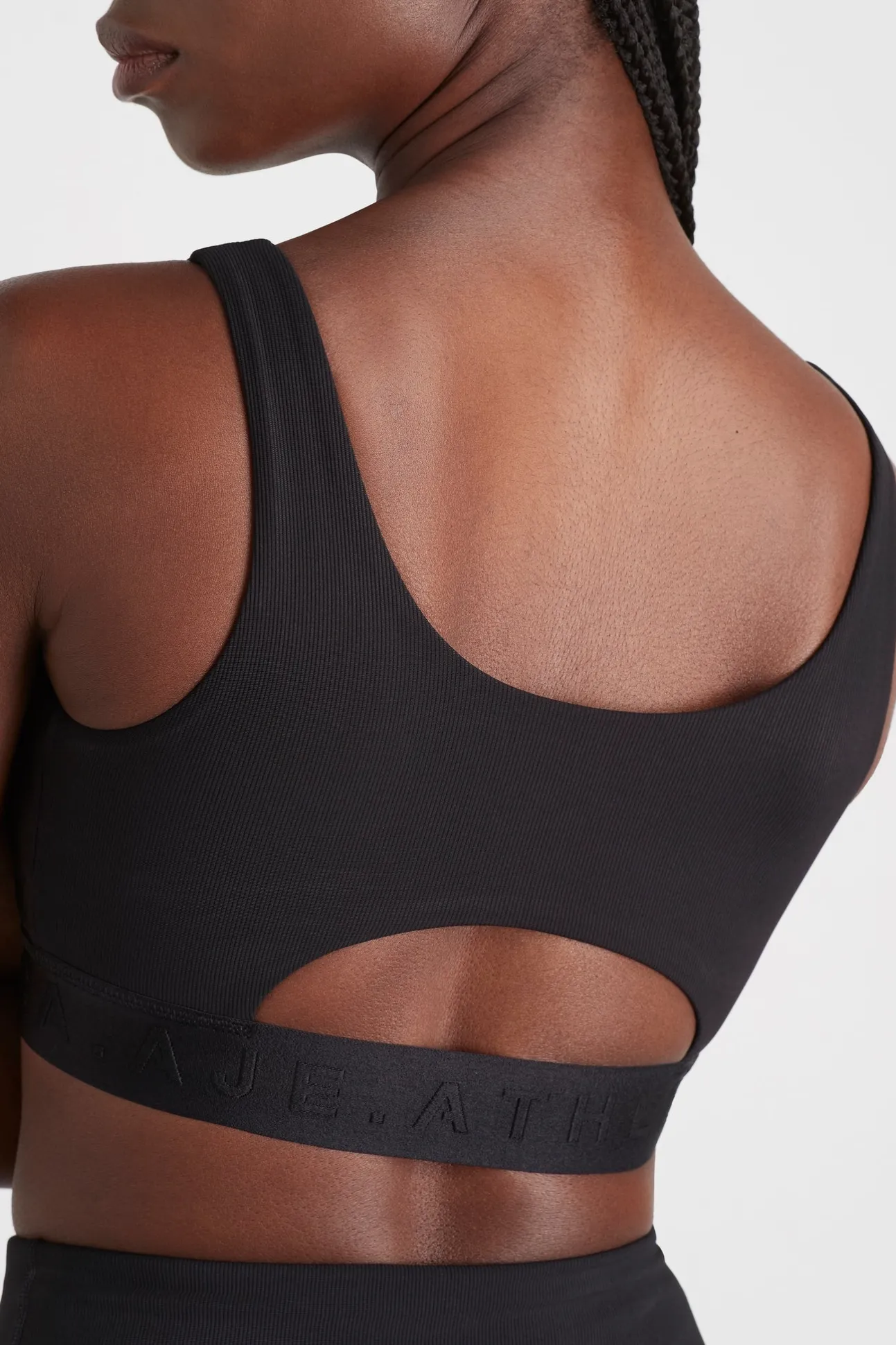 essential_sports_bra__4.webp Essential Sports Bra 302
