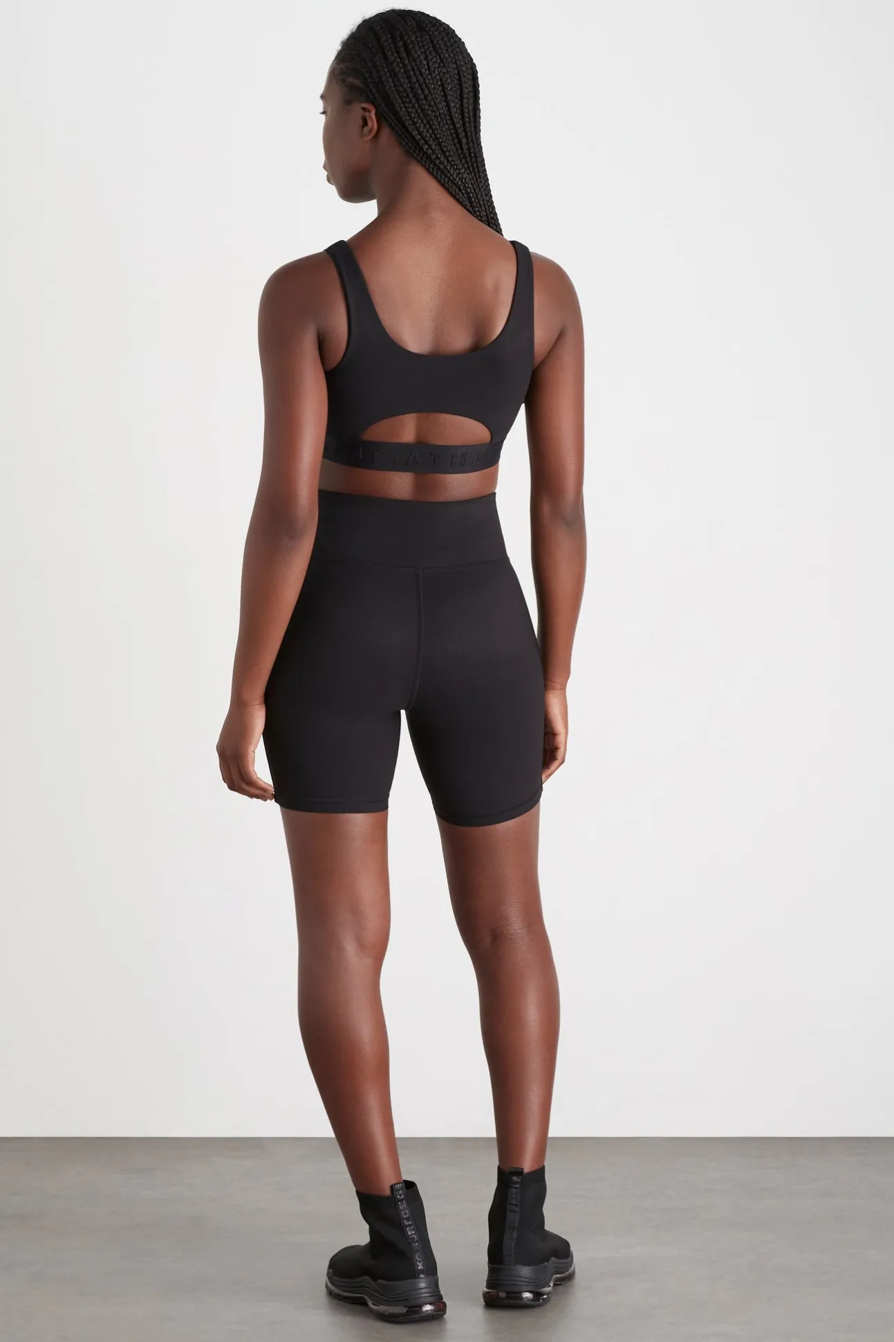 essential_sports_bra__5.webp Essential Sports Bra 302