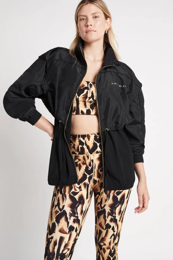 Essential Windbreaker Jacket 718