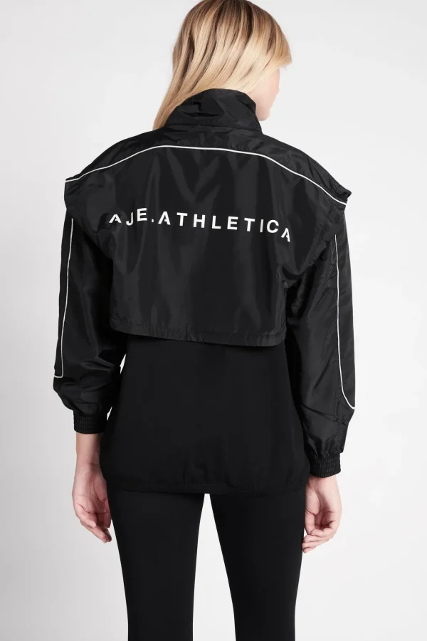 Essential Windbreaker Jacket 718