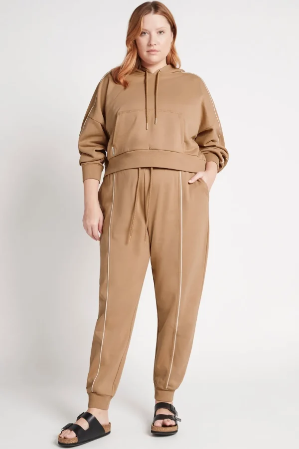 Fleece Contrast Piping Trackpants 504