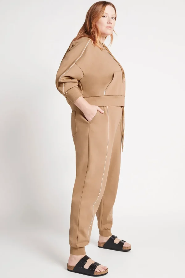 Fleece Contrast Piping Trackpants 504