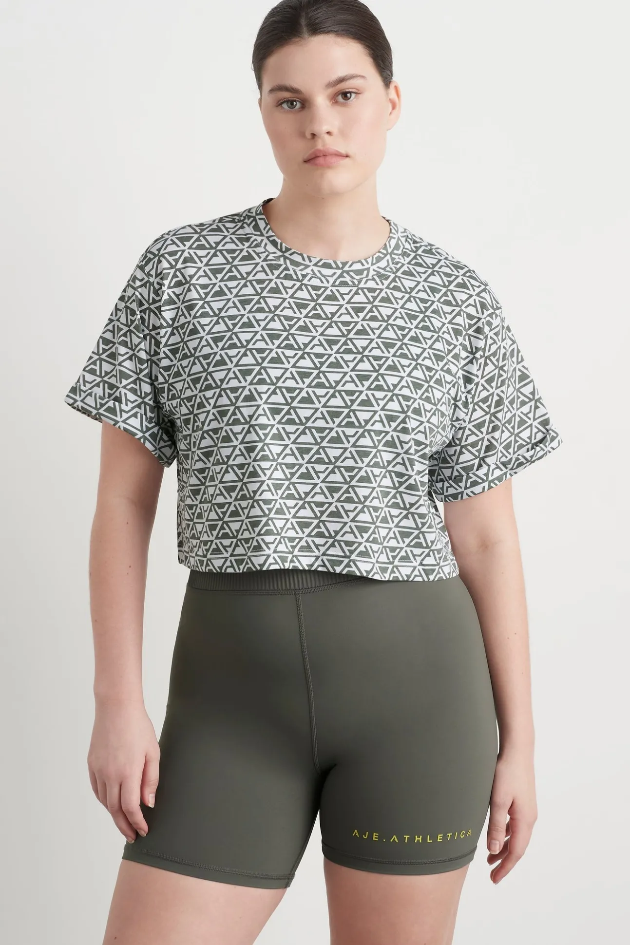 geo_print_crop_tshirt__5.webp Geo Print Crop T-Shirt 105